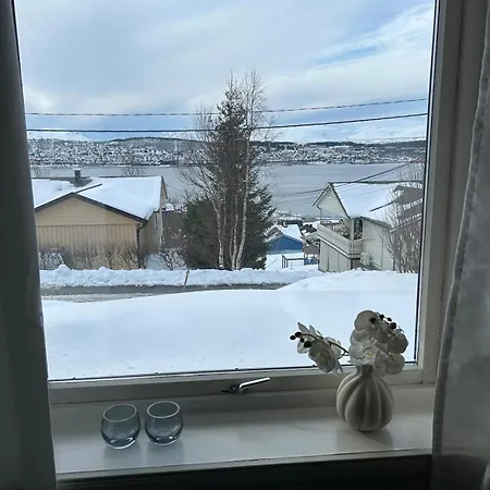 With A Sea View And Close To Nature * Tromsø